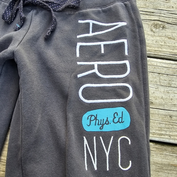 Aeropostale Womens Y2K Spellout Jogger Sweatpants Size XS Gray Phys Ed NYC 2000s - Picture 3 of 13